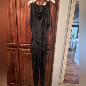 Michael Kors jumpsuit with cold shoulder chain straps. Worn once.